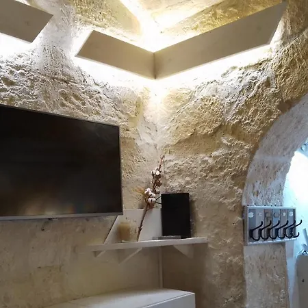 Maison Troglodyte En Provence