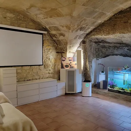 Maison Troglodyte En Provence Fontvieille
